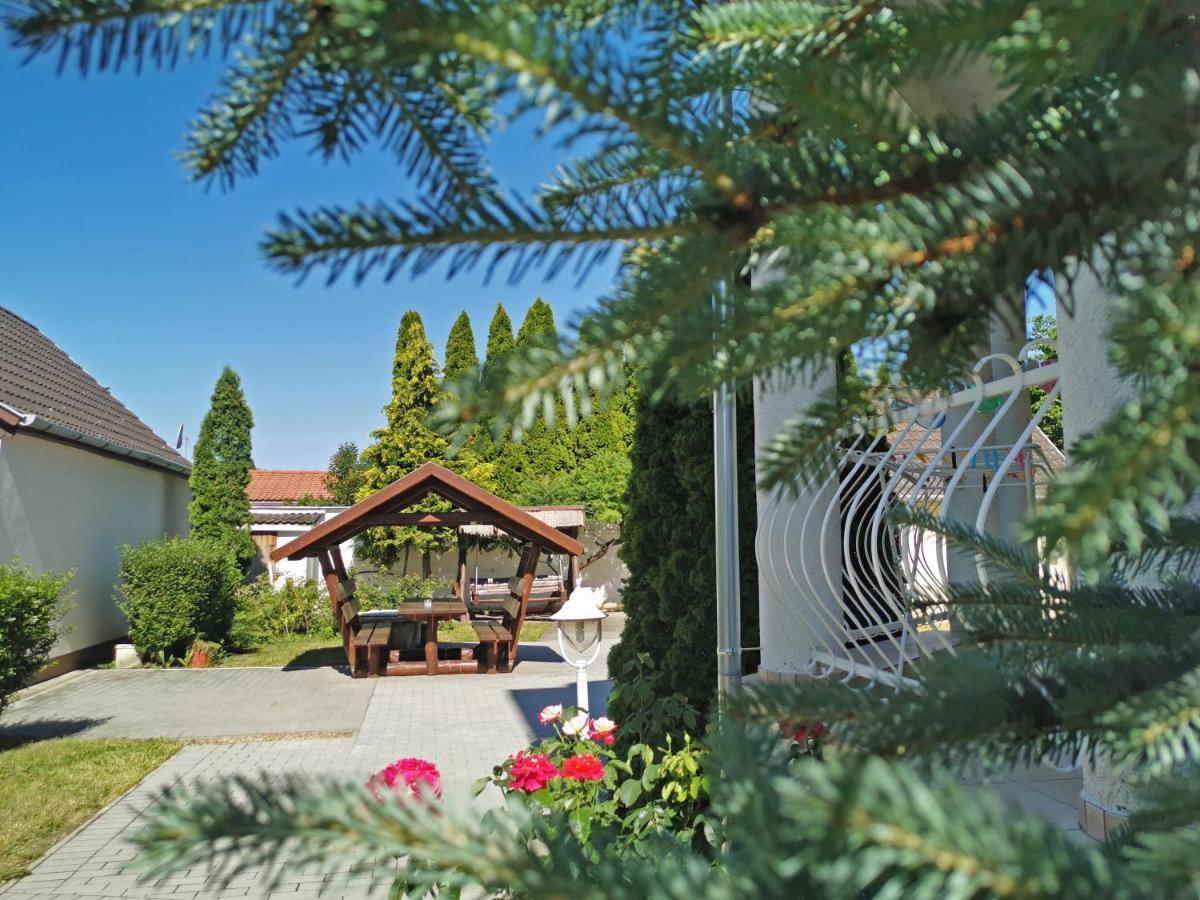 Magic Holiday Vendeghaz Hajdúszoboszló Exterior foto